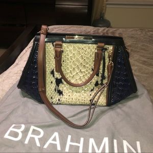 Like New Classic Navy & Cream Croc Brahmin Satchel